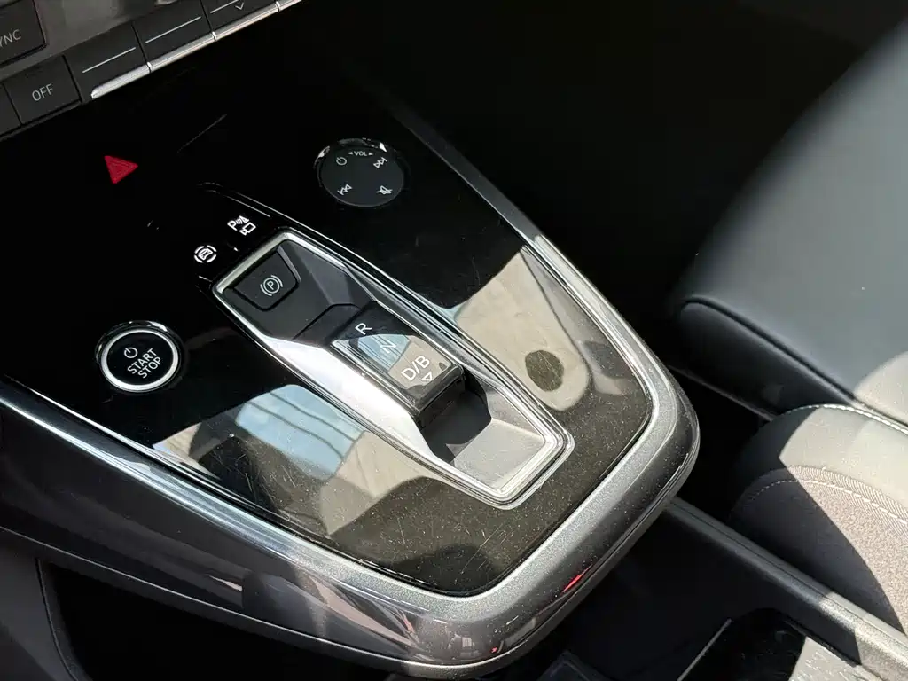 Audi Q4 e-tron 2023 40 e-tron