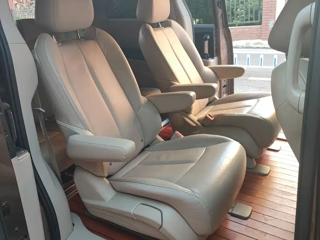 Buick GL8 28T Luxury Type China VI, фото 10