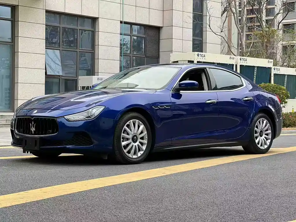 MASERATI GHIBLI
