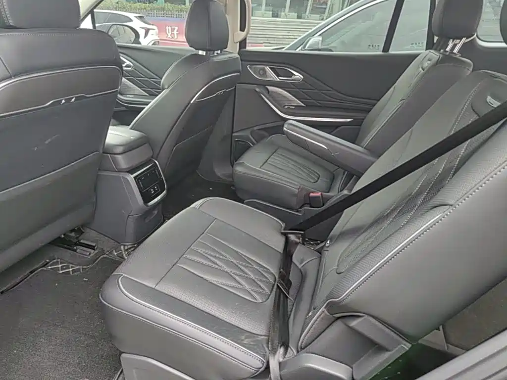 Hongqi Hongqi HS7 PHEV — миниатюра 21