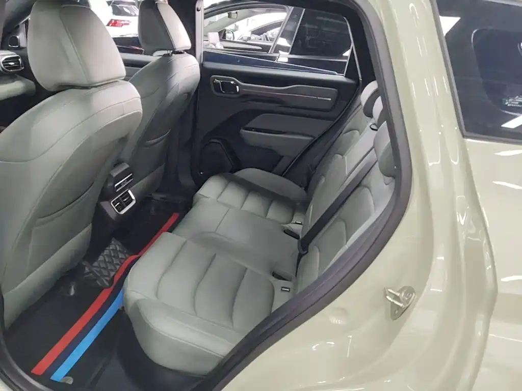 Geely Cowboy — миниатюра 17