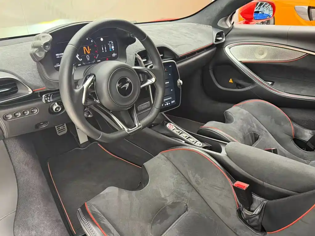 McLaren Artura — миниатюра 4