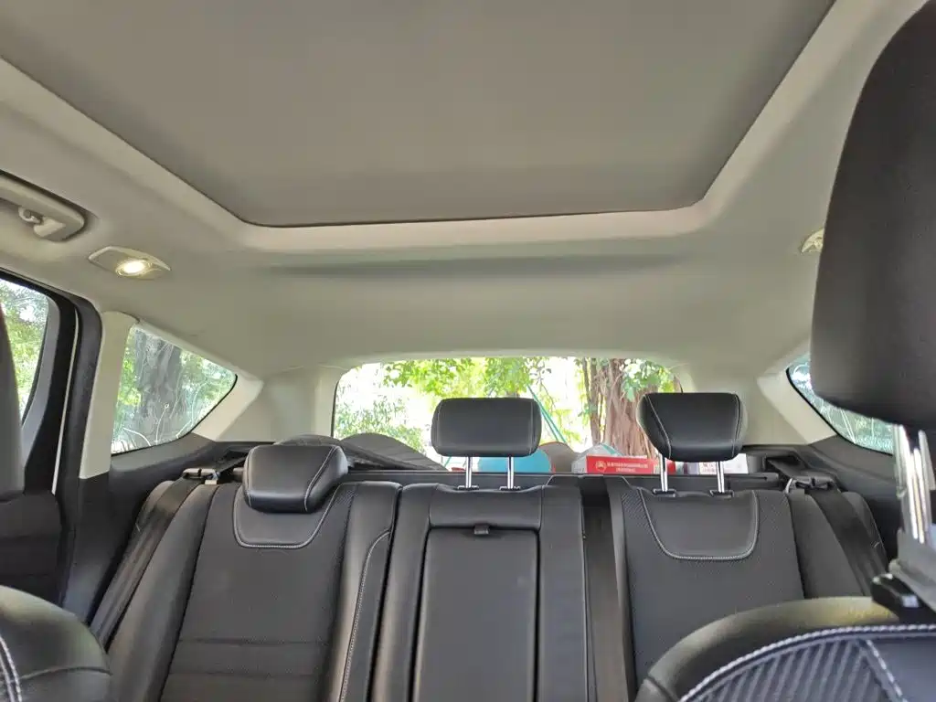 Ford Kuga — миниатюра 14