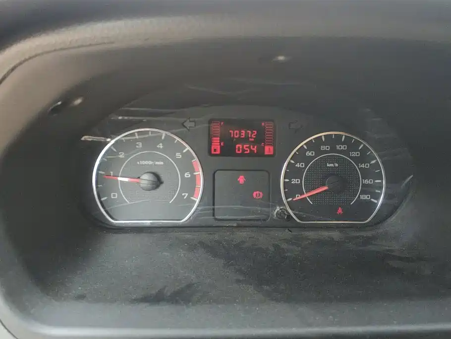 Wuling Rongguang — миниатюра 14