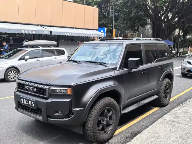 TOYOTA PRADO 2025