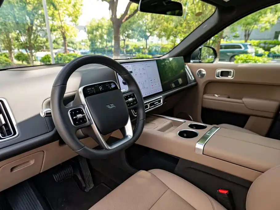 Li Auto Li L8 — миниатюра 18