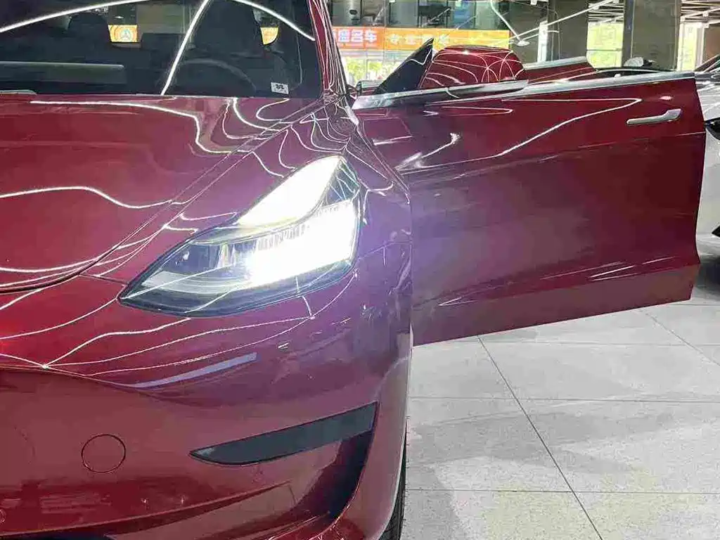 Tesla Model 3 — миниатюра 14