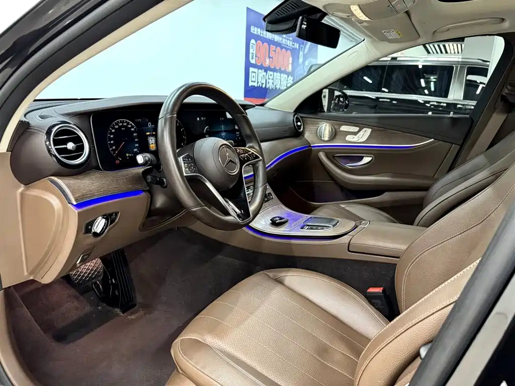 MERCEDES-BENZ E CLASS