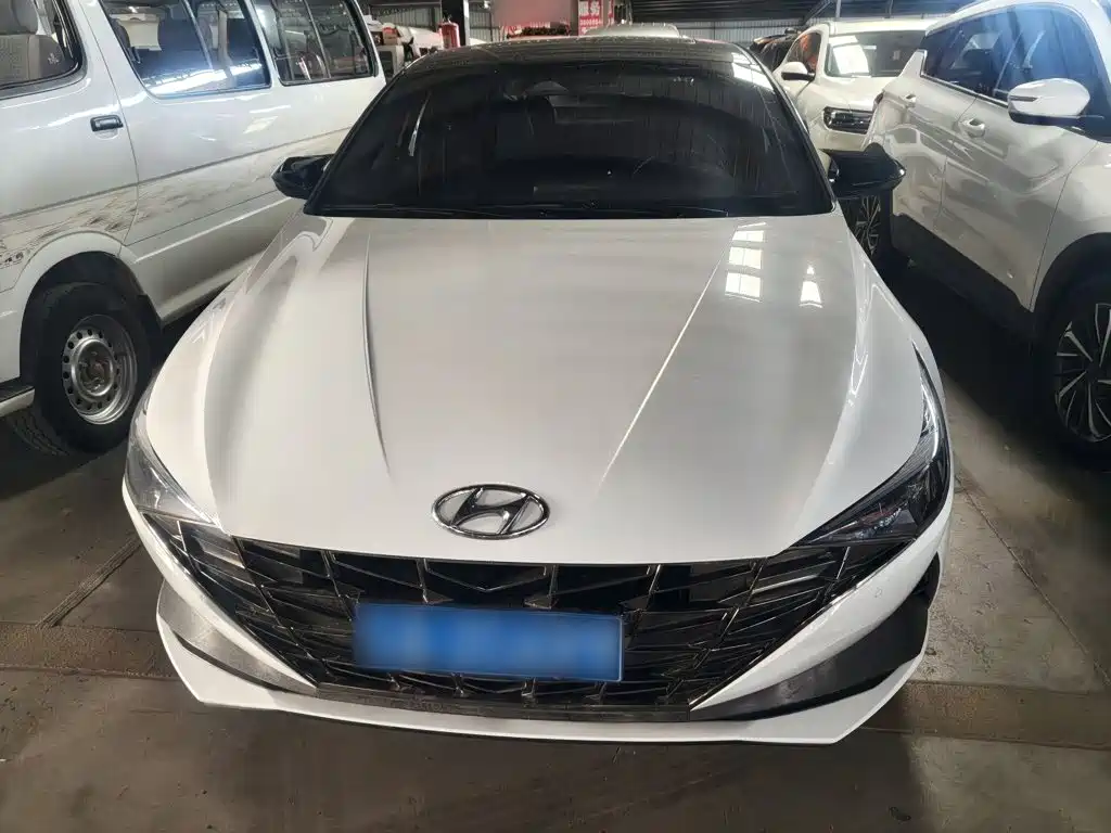 Hyundai Elantra — миниатюра 26