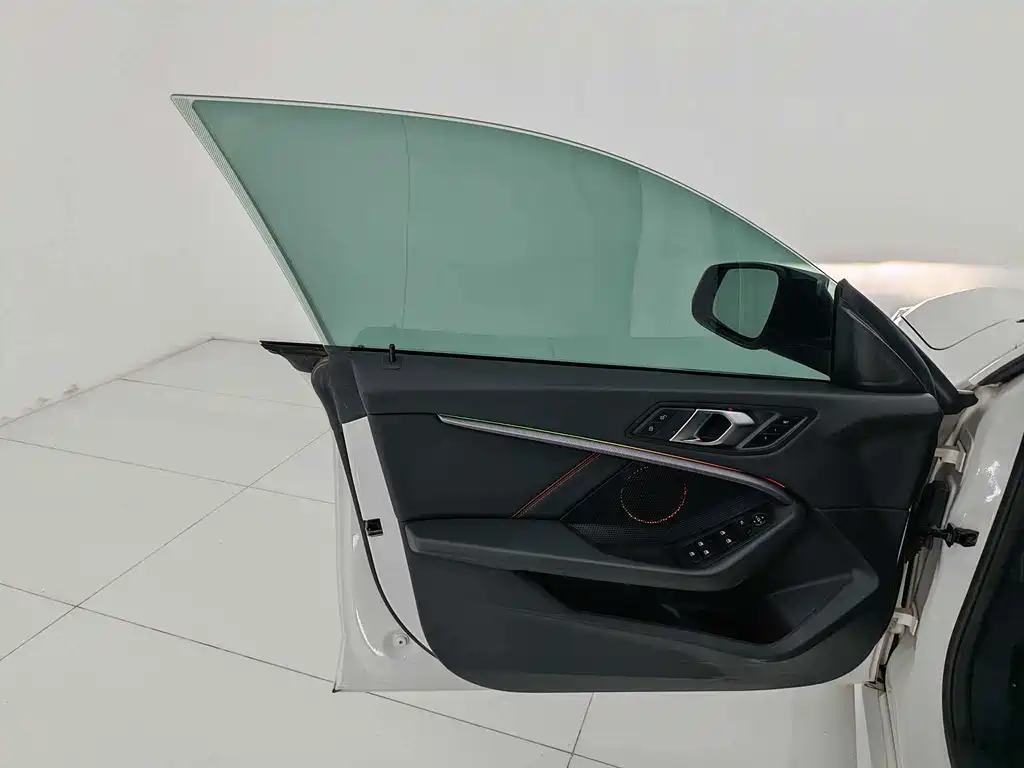 BMW 2 Series (Import) — миниатюра 10