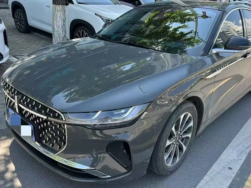 Lincoln Z 2024