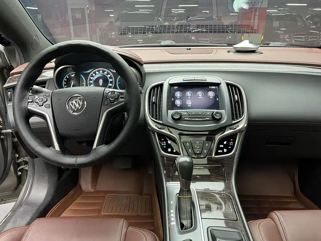Buick LaCrosse — миниатюра 19