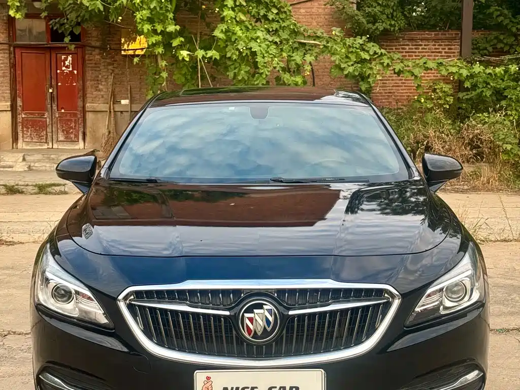 Buick LaCrosse — миниатюра 2