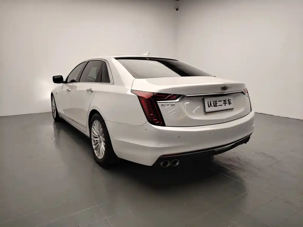 Cadillac CT6 — миниатюра 5