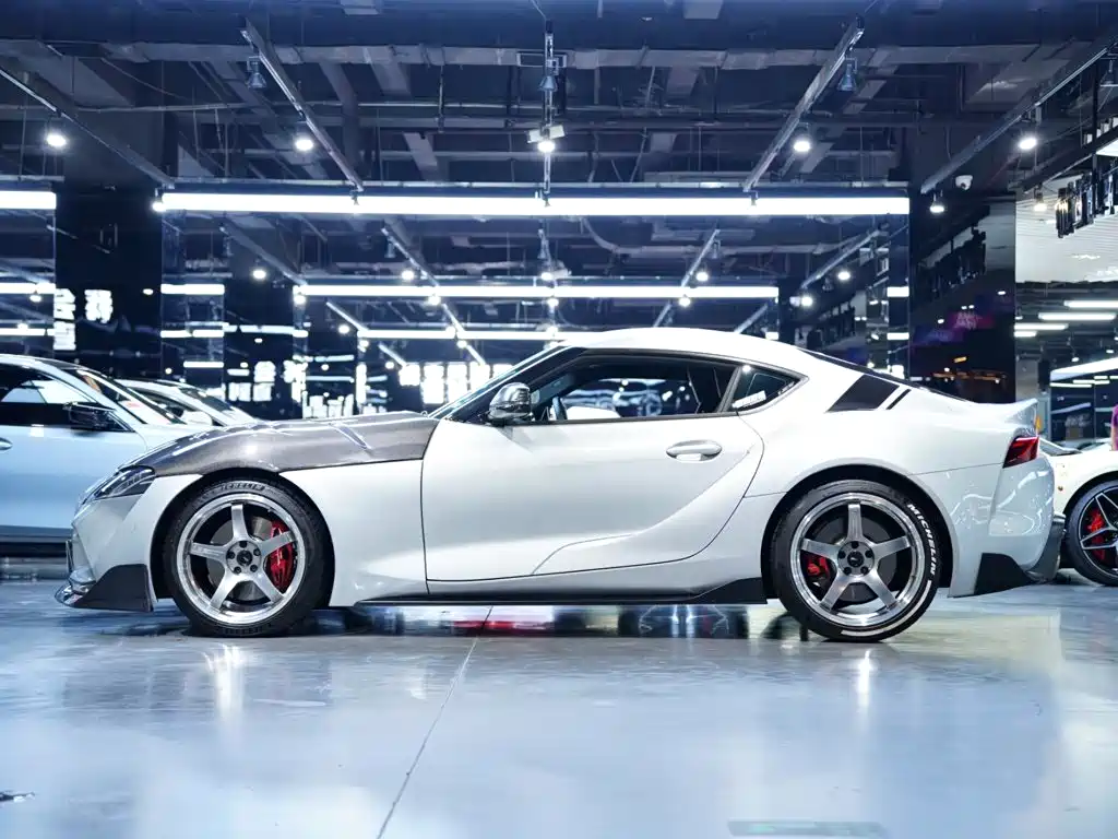 Toyota Supra — миниатюра 4