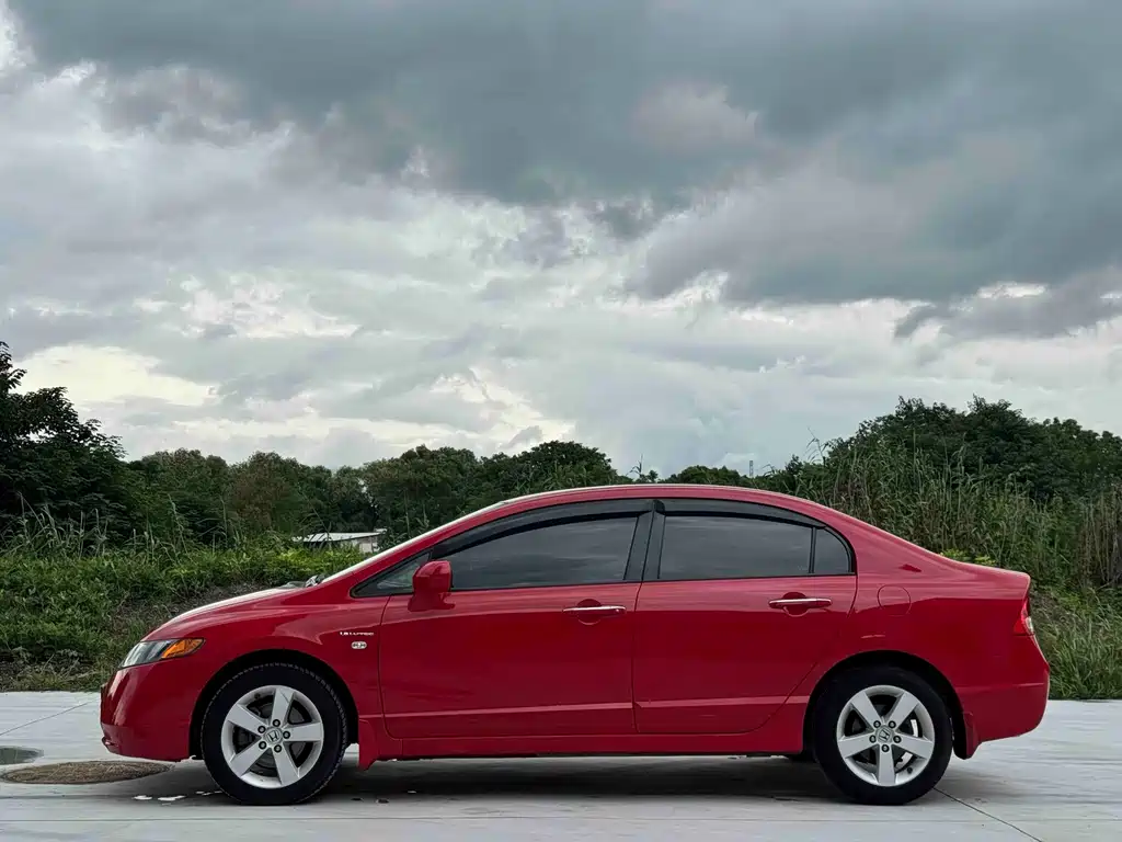 Honda Civic — миниатюра 3