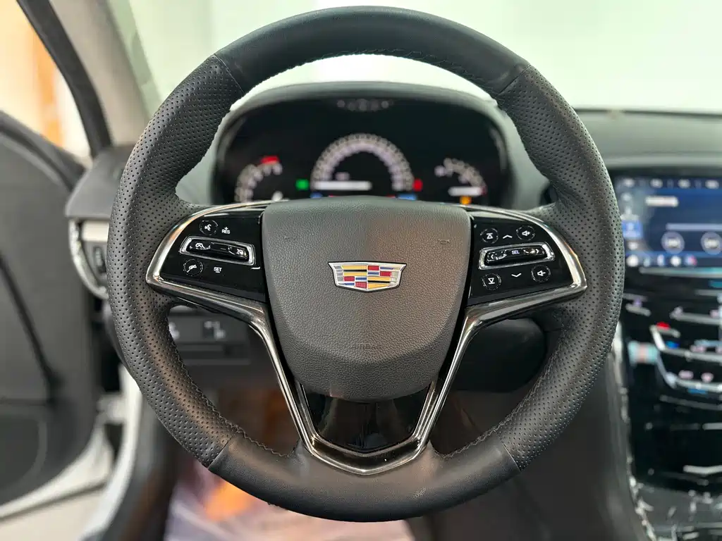 Cadillac ATS-L 2017 28T Fashion