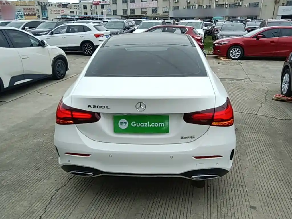 Mercedes-Benz A-Class A 2024 A 200 L Fashion