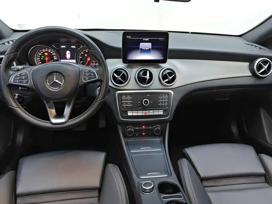 Mercedes-Benz CLA (Import) — миниатюра 12