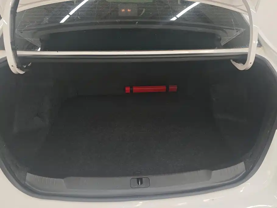 Buick Excelle — миниатюра 4