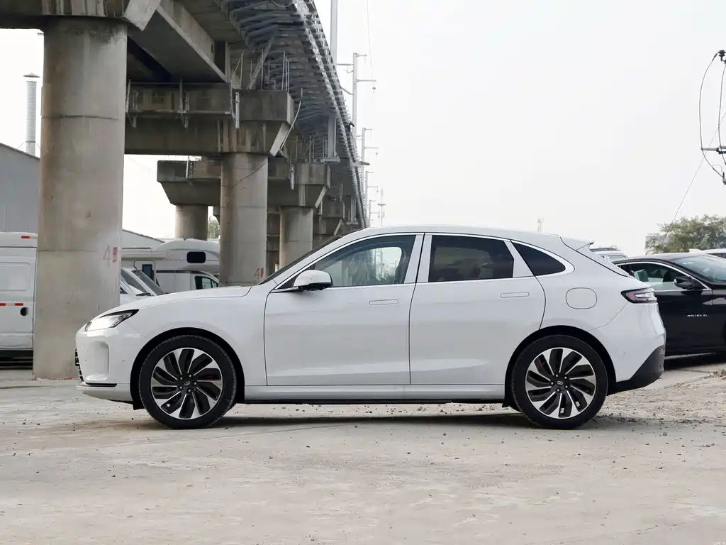 AITO ASK THE WORLD M5