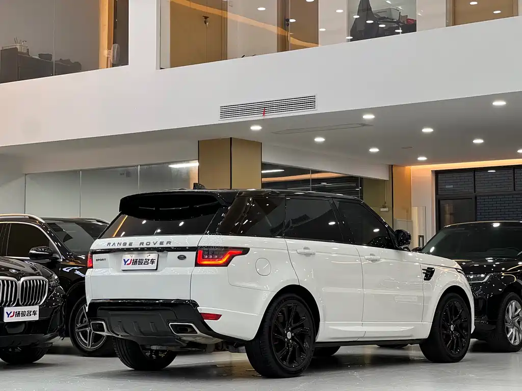 Land Rover Range Rover Sport 2020 3.0 L6 HSE DYNAMIC