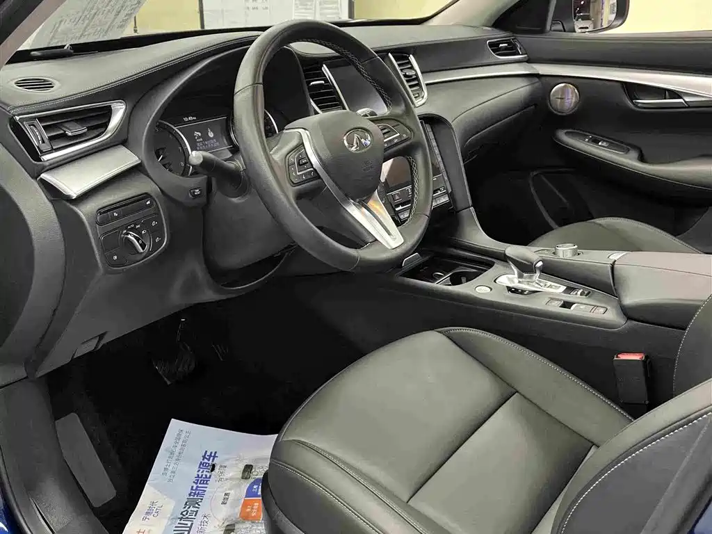 Infiniti QX50 — миниатюра 9