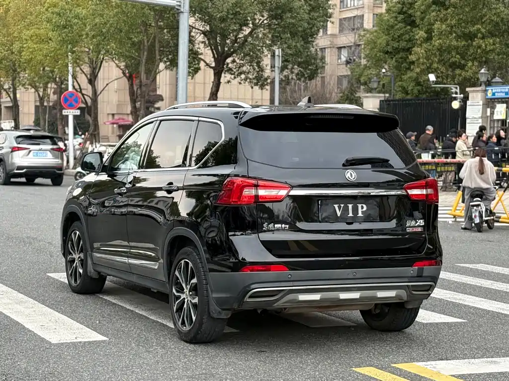 DONGFENG JINGYI X5