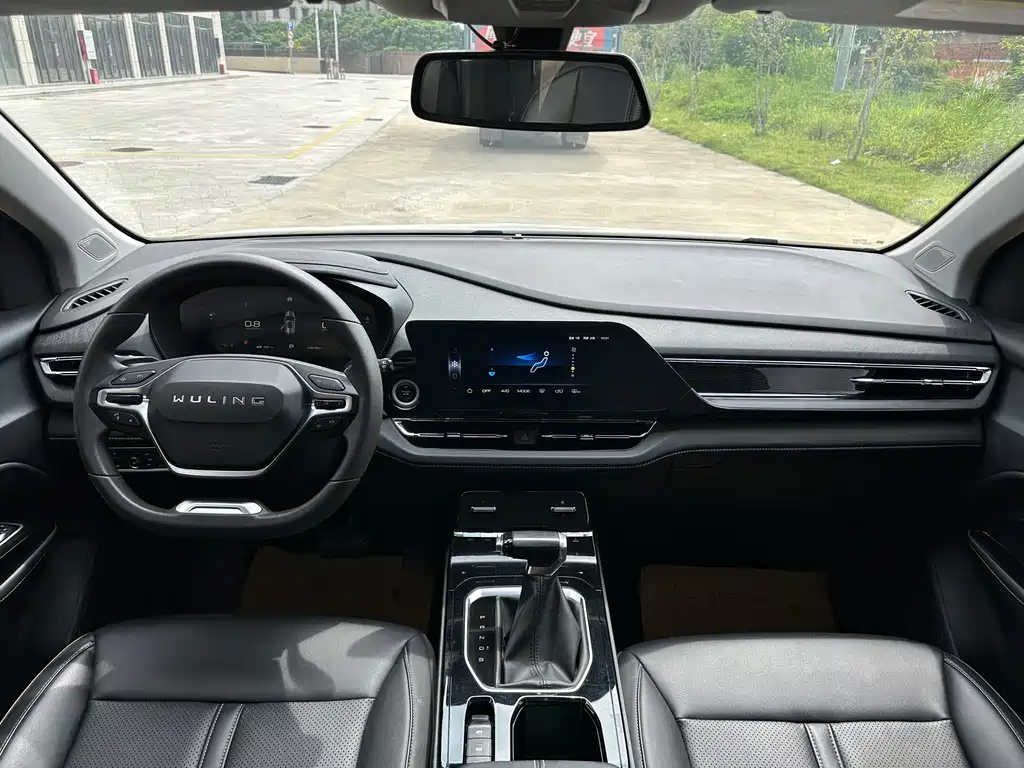 Wuling Victory 2022 1.5T CVT Luxury
