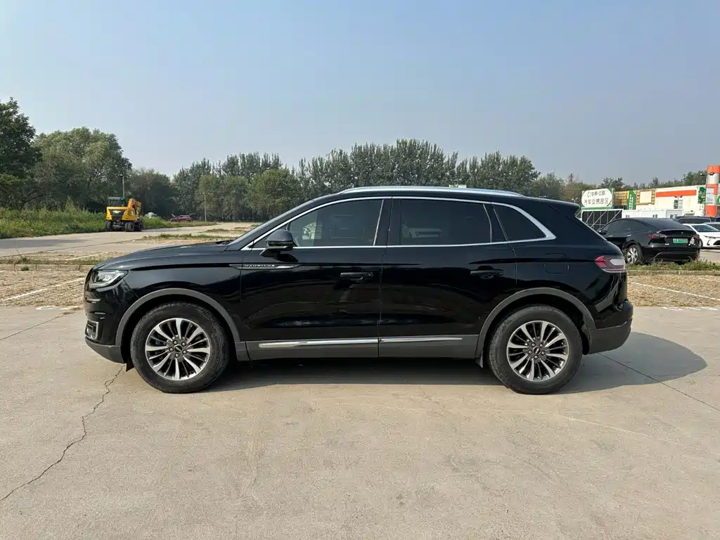 Lincoln Nautilus (Import) — миниатюра 7