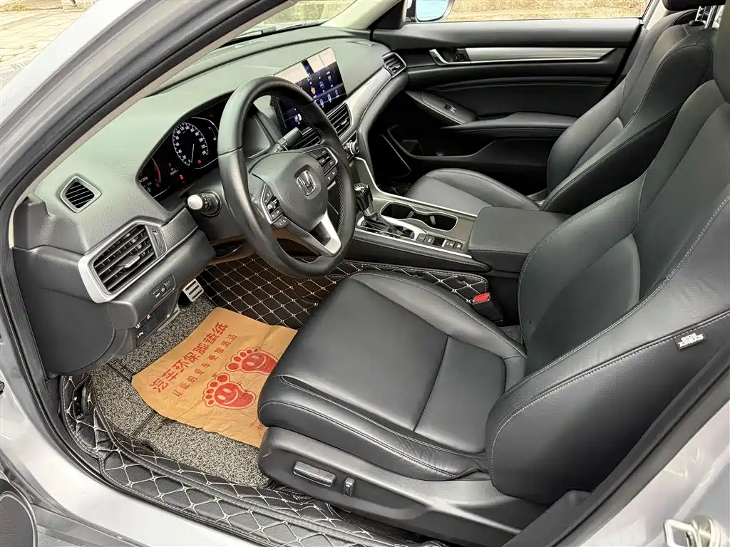 Honda Accord 2018 260TURBO Luxury V