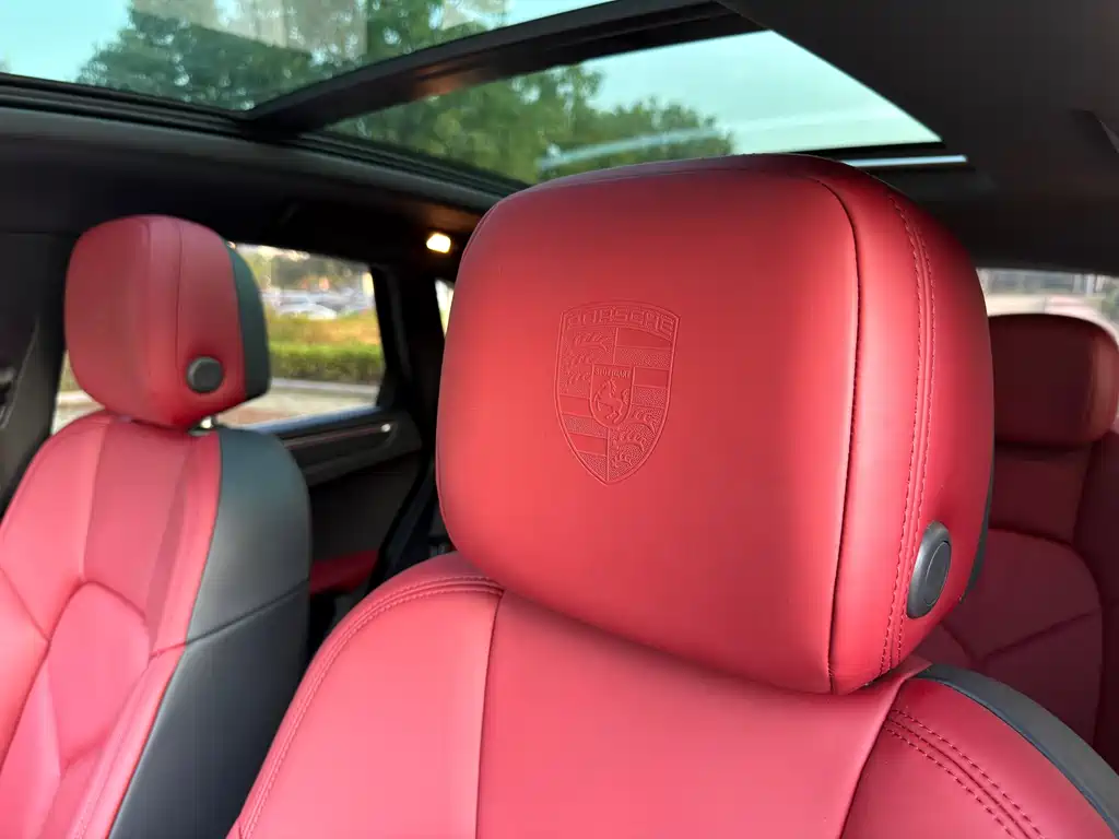 Porsche Macan — миниатюра 10