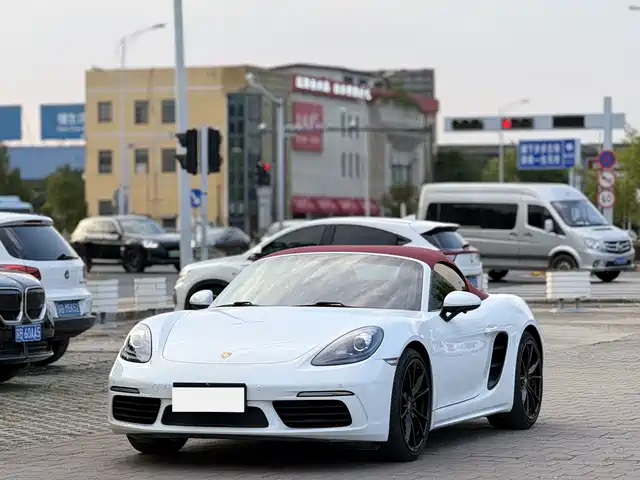 2020 Porsche 718
