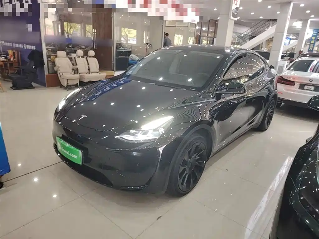 Tesla Model Y 2022