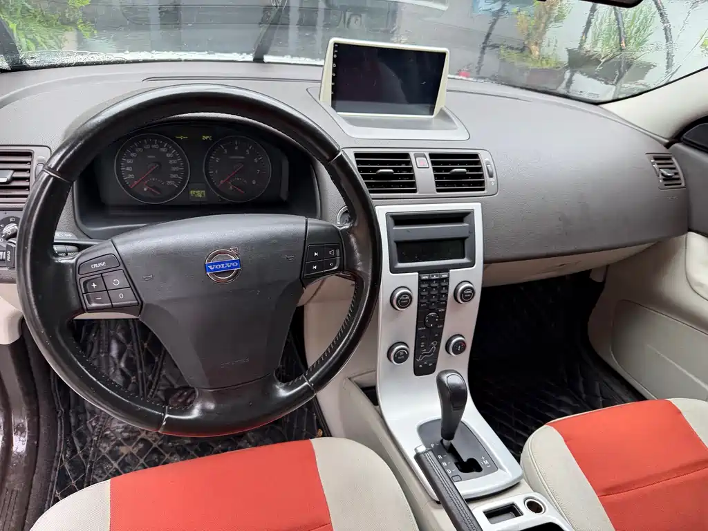 Volvo C30 — миниатюра 12