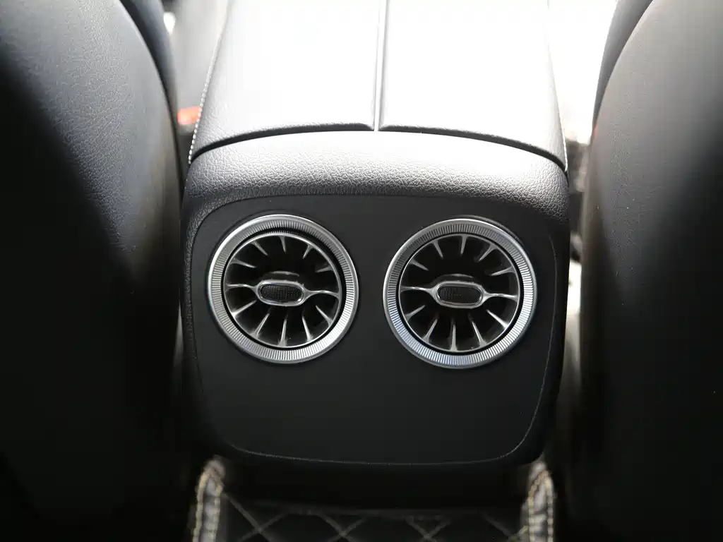 Mercedes-Benz E-Class (Import) — миниатюра 15
