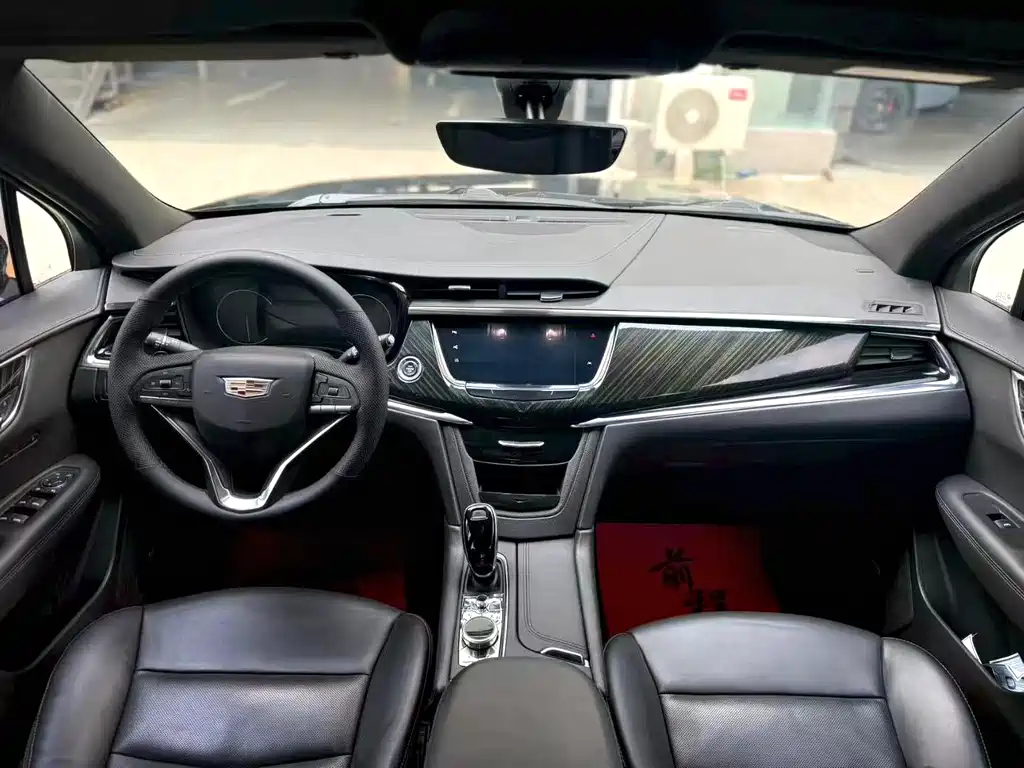 Cadillac XT6 — миниатюра 9