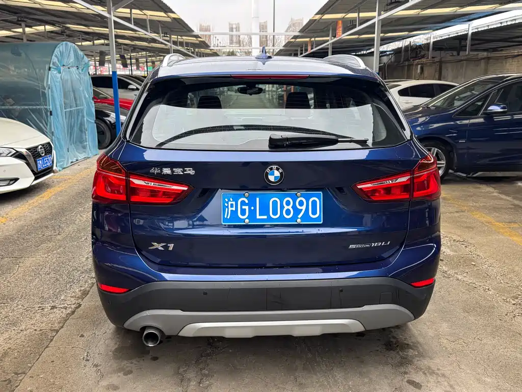 BMW X1