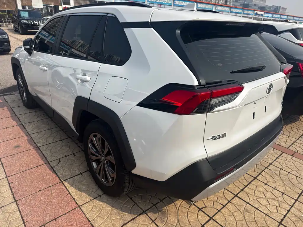 TOYOTA RAV4 RONGFANG