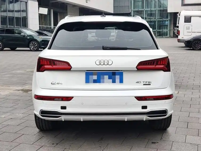 Audi Q5L 2018 40 TFSI Fashion V