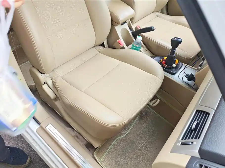 Buick Excelle 2013 1.5L MT