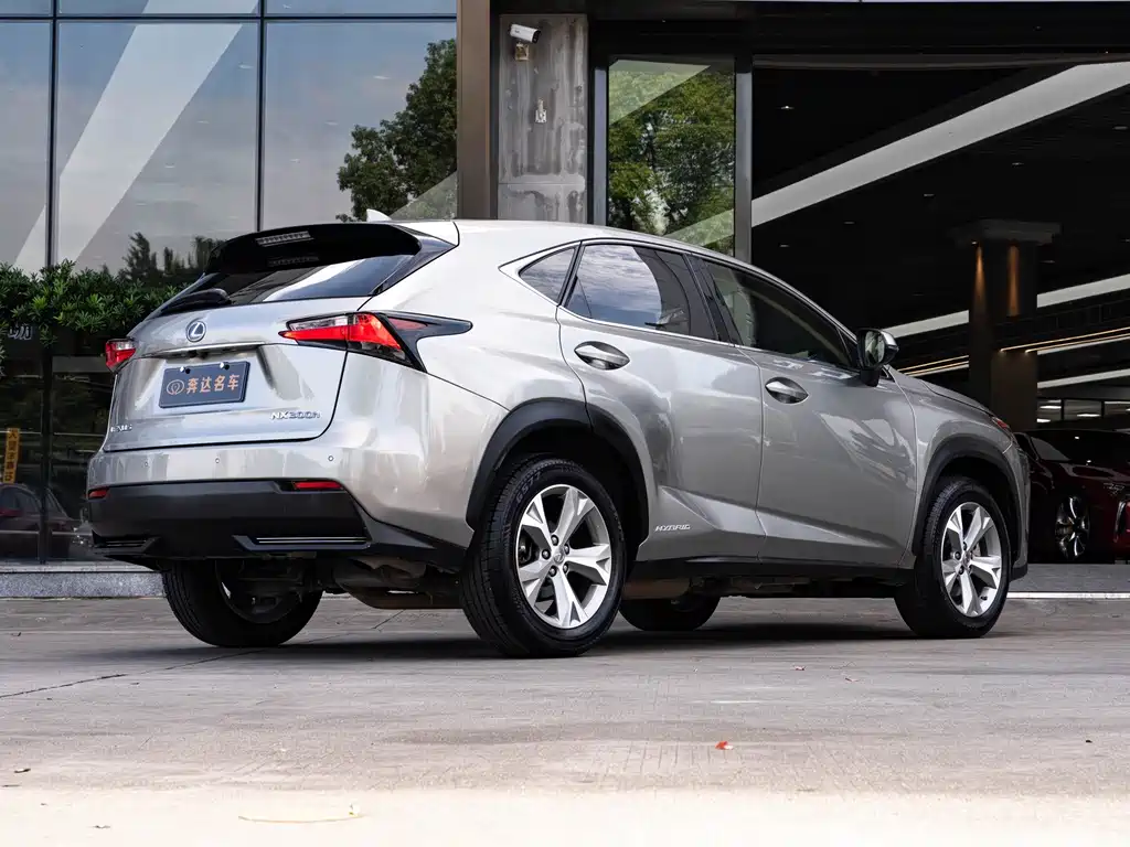 Lexus NX — миниатюра 3