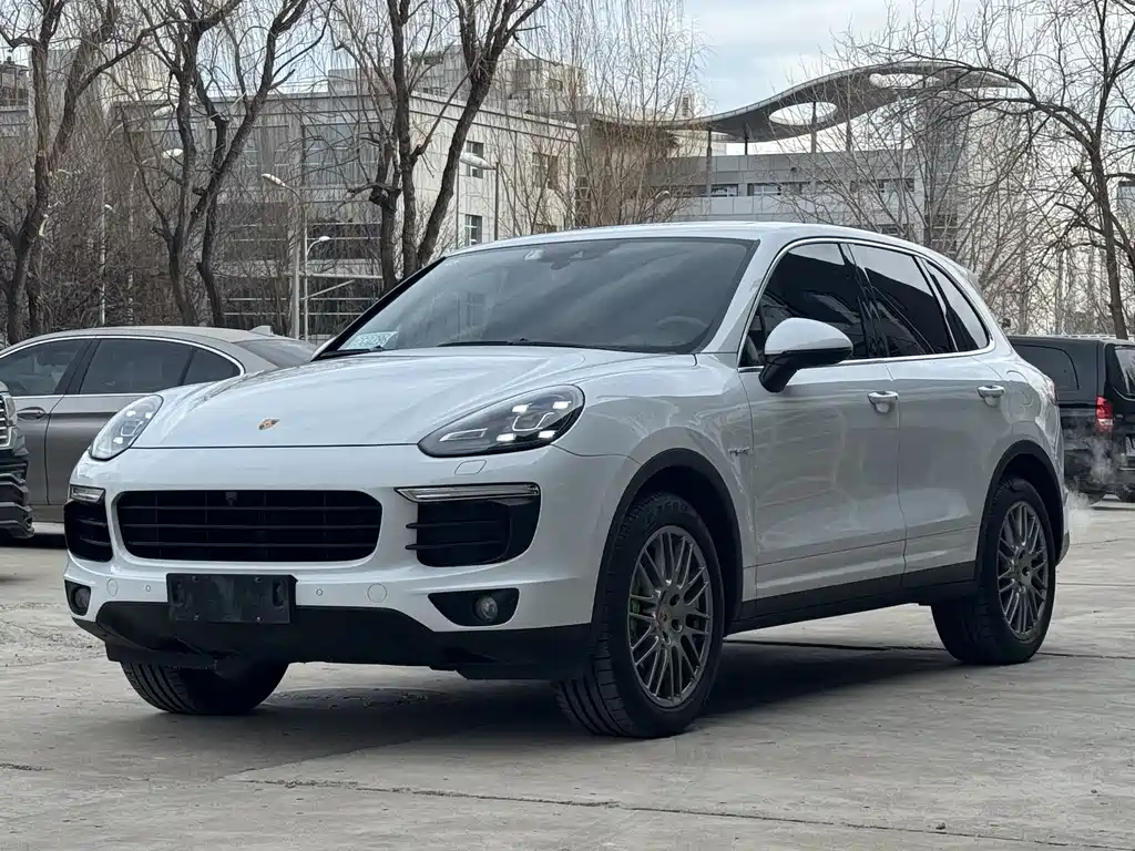 PORSCHE CAYENNE NEW ENERGY