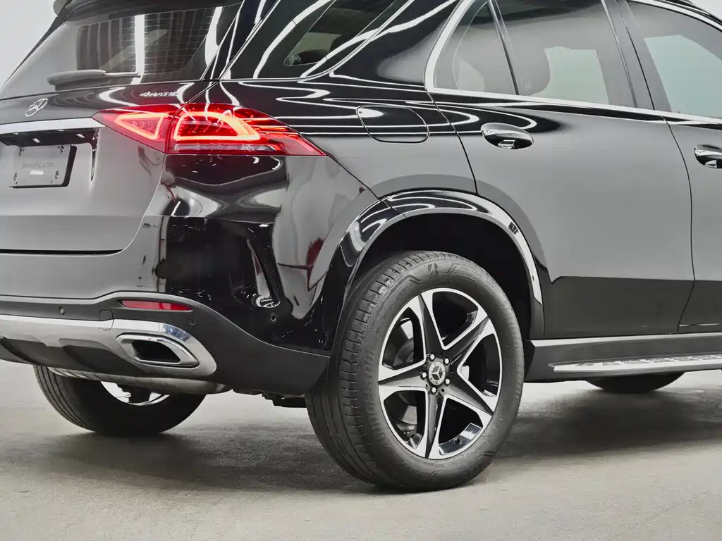 Mercedes-Benz GLE New Energy — миниатюра 31