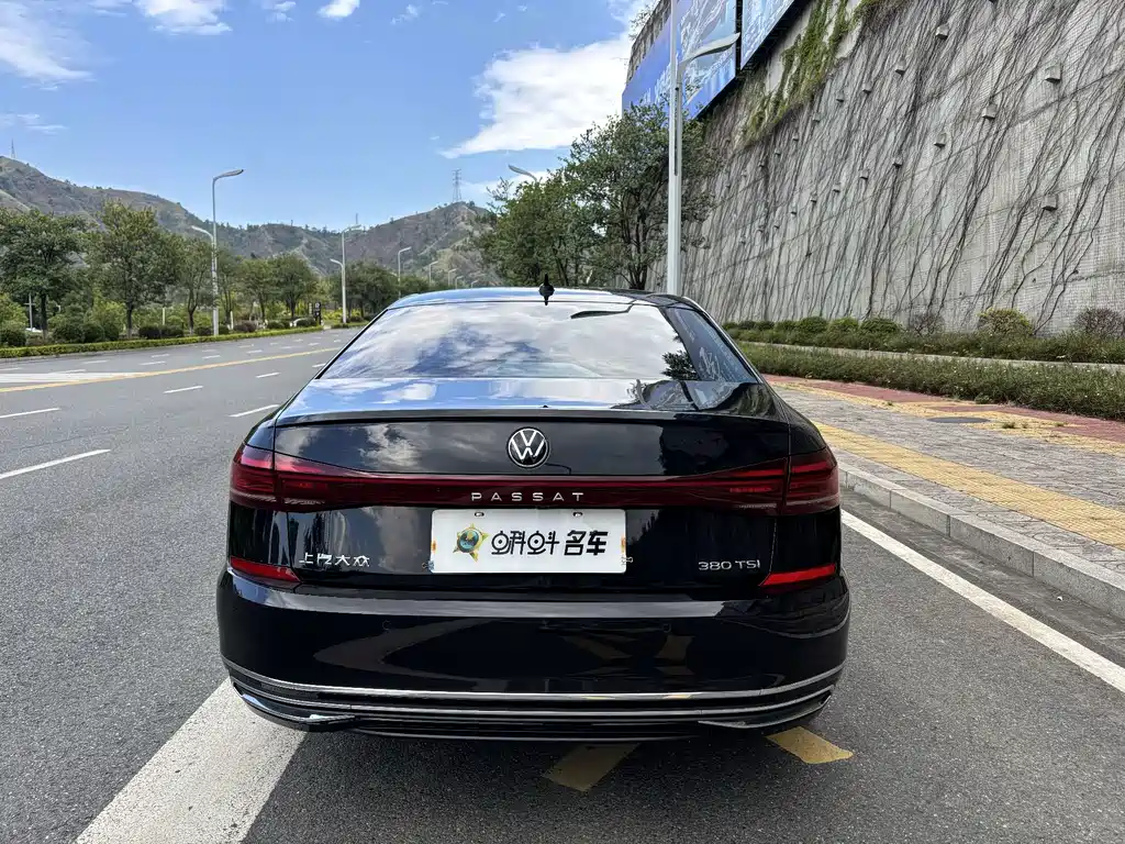 Volkswagen Passat — миниатюра 5
