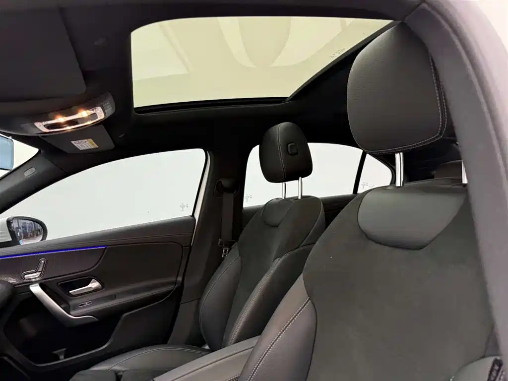 MERCEDES-BENZ A CLASS