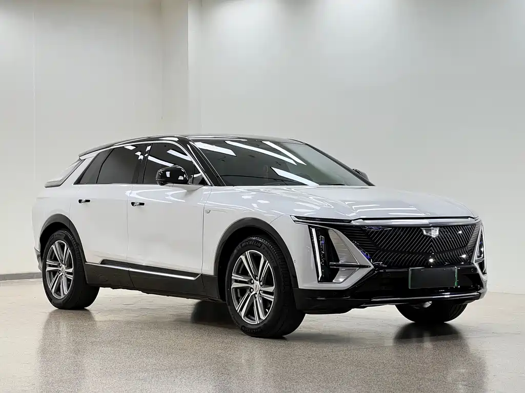 Cadillac Lyriq — миниатюра 3