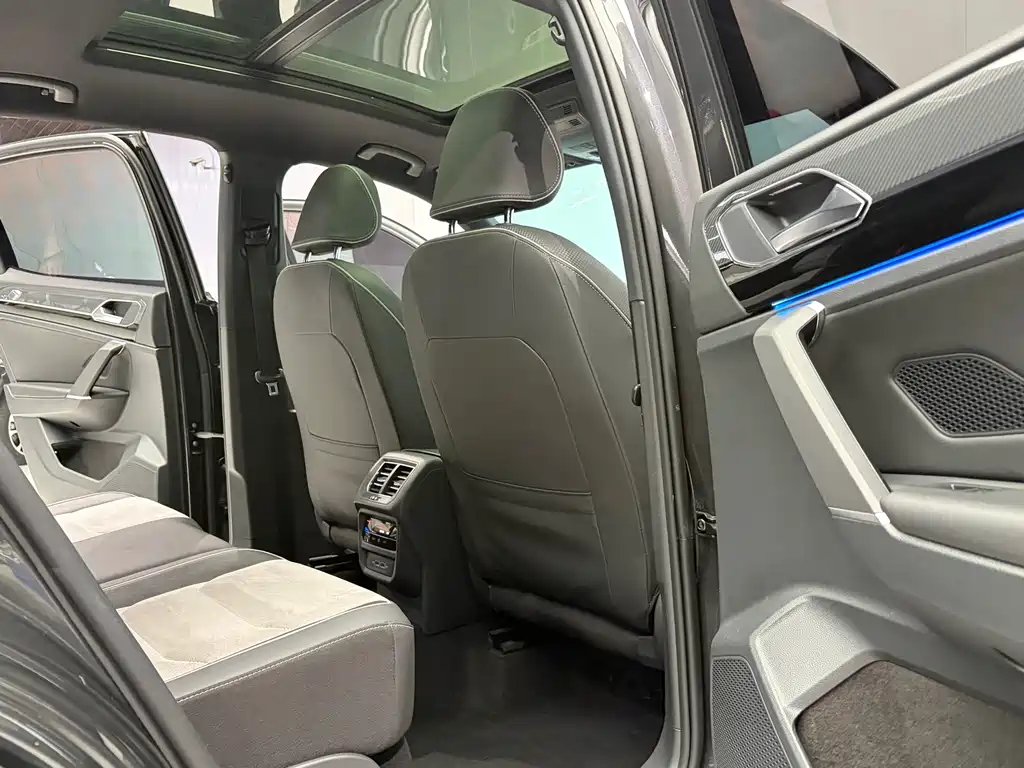 Volkswagen X — миниатюра 13
