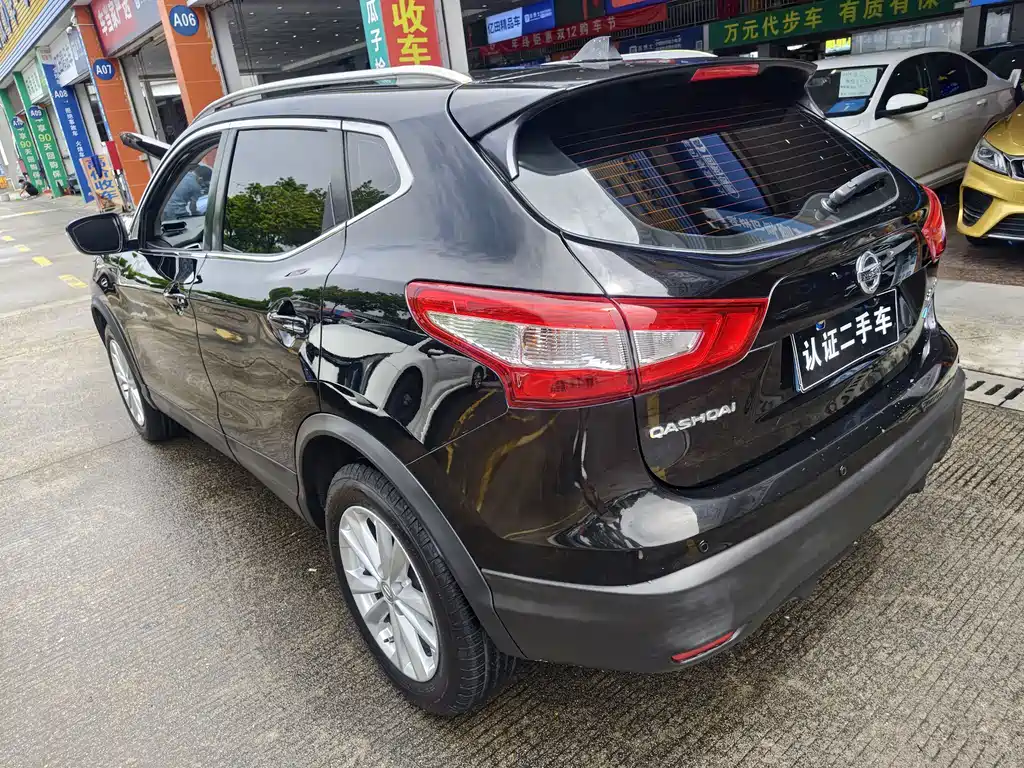 Nissan Qashqai — миниатюра 10