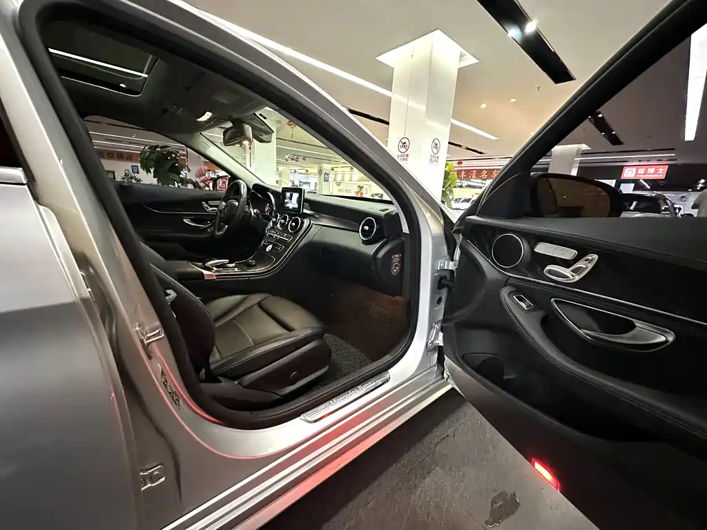 Mercedes-Benz C-Class C 200 L Sport Type, фото 23